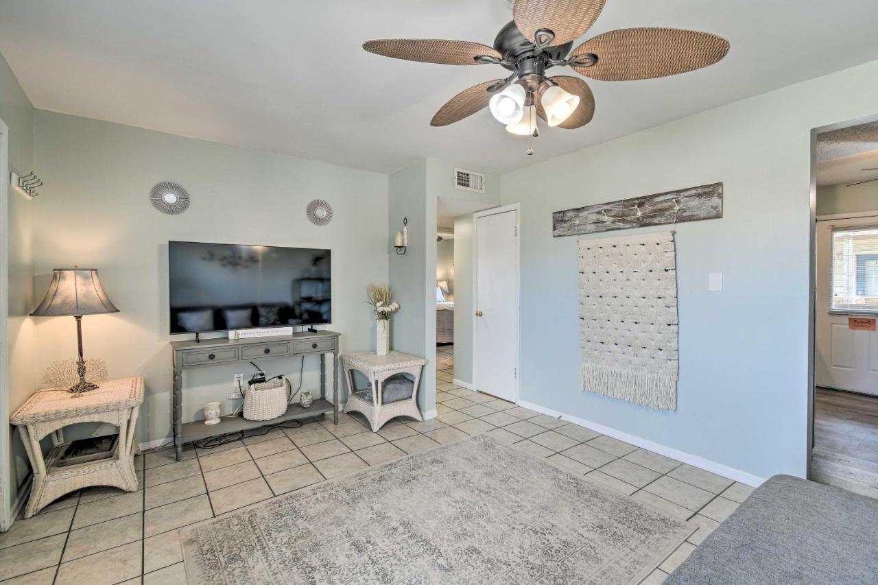 Gulf Shores Condo With Pool And Grill Walk To Beach! Екстер'єр фото