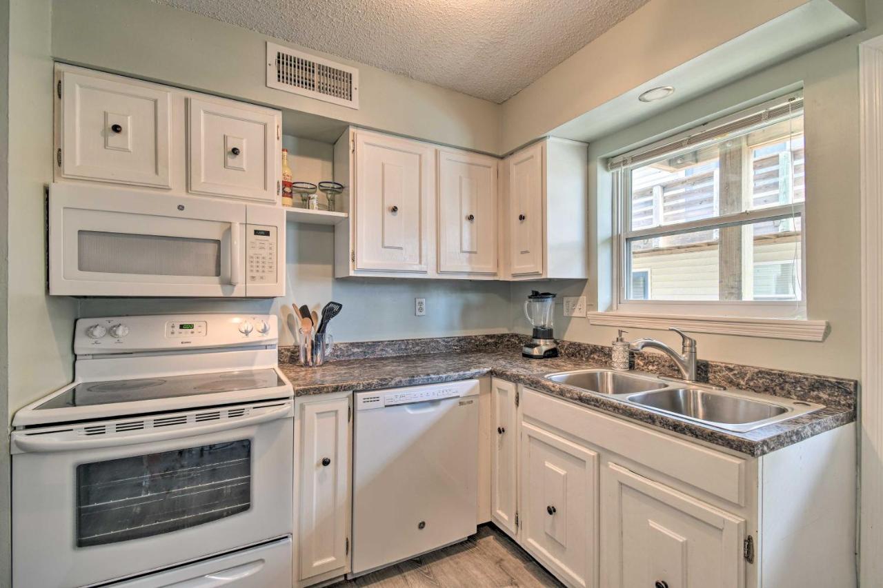 Gulf Shores Condo With Pool And Grill Walk To Beach! Екстер'єр фото